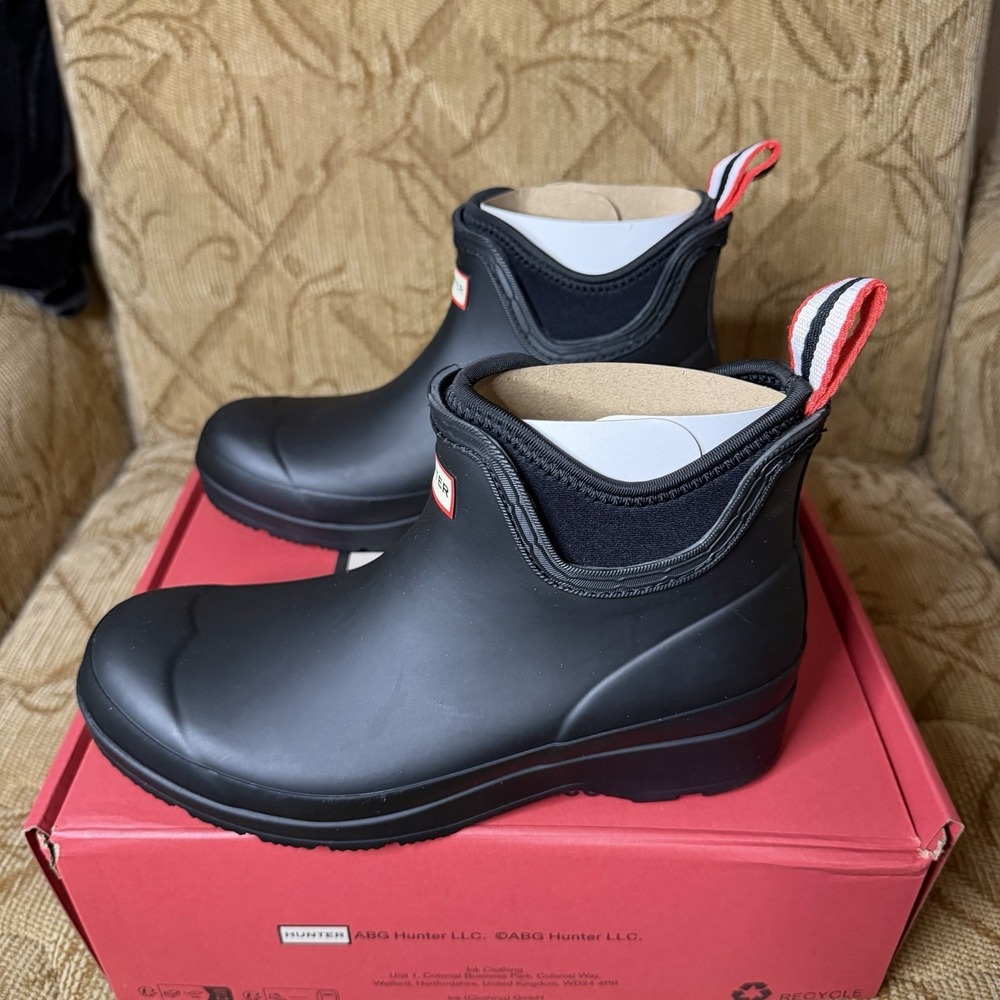 HUNTER WOMEN'S‎ PLAY CHELSEA NEOPRENE Rain Boots Black Size 6 New